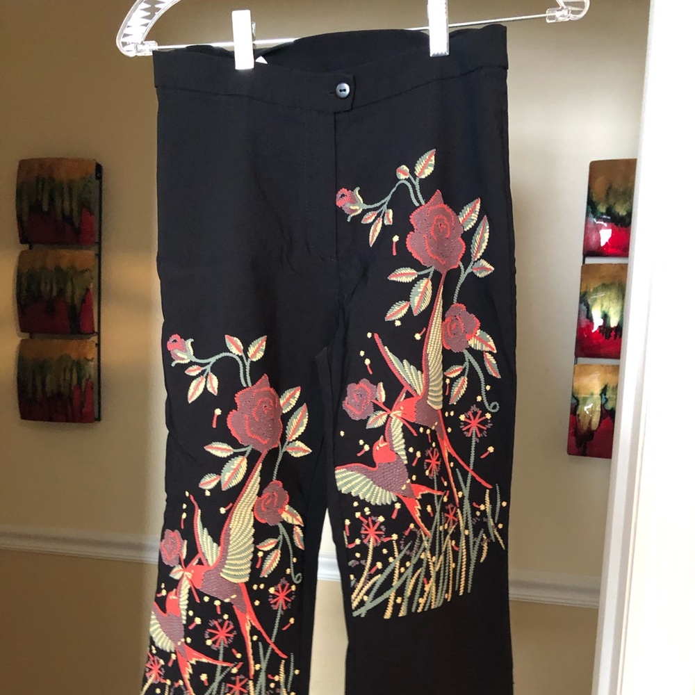 CACHE CAPRI PANTS SIZE L